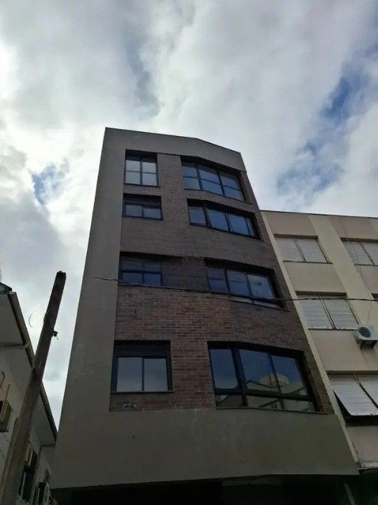 AMPLO APTO GARDEN CIDADE BAIXA 1 DORMITÓRIO 2 PÁTIOS