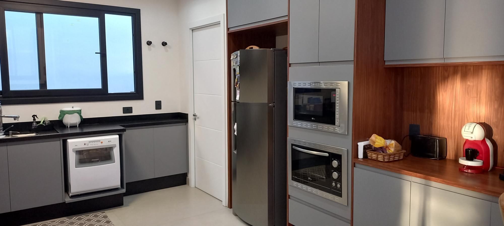 Casa de Condomínio à venda com 3 quartos, 270m² - Foto 18