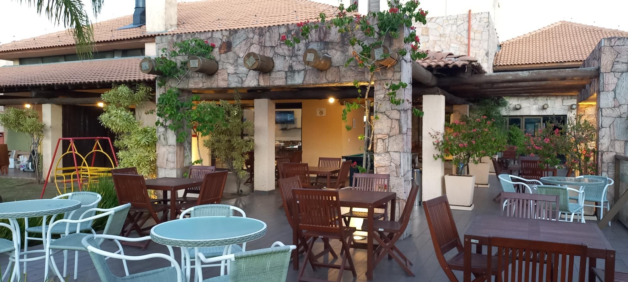 Casa de Condomínio à venda com 3 quartos, 270m² - Foto 25