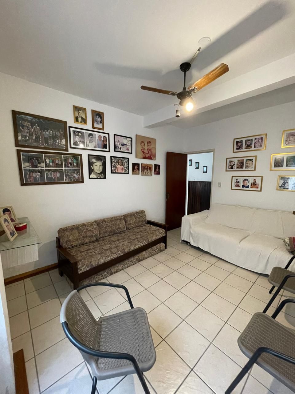 Casa 5 dormitórios no bairro Partenon