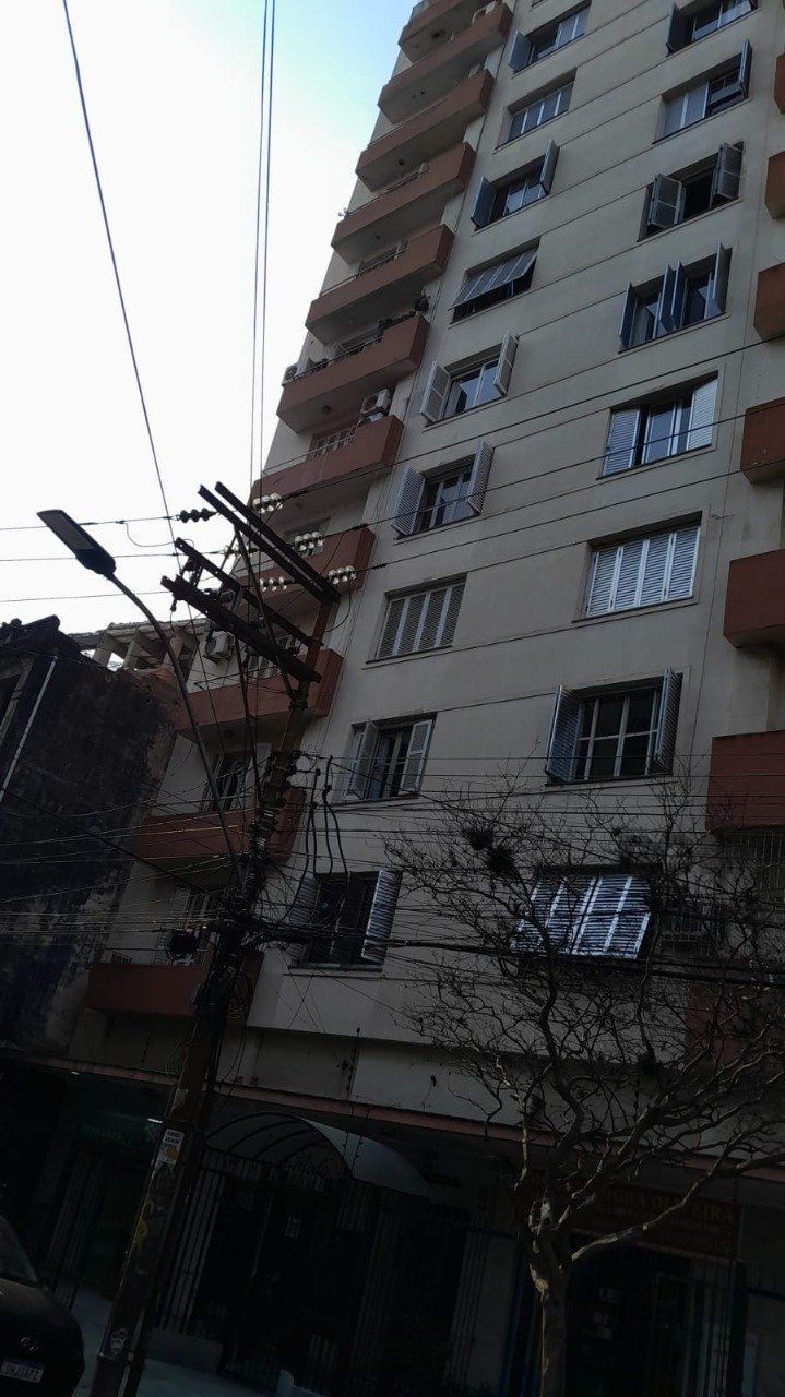 Apartamento à venda com 97m², 3 quartos no bairro Cidade Baixa em Porto Alegre