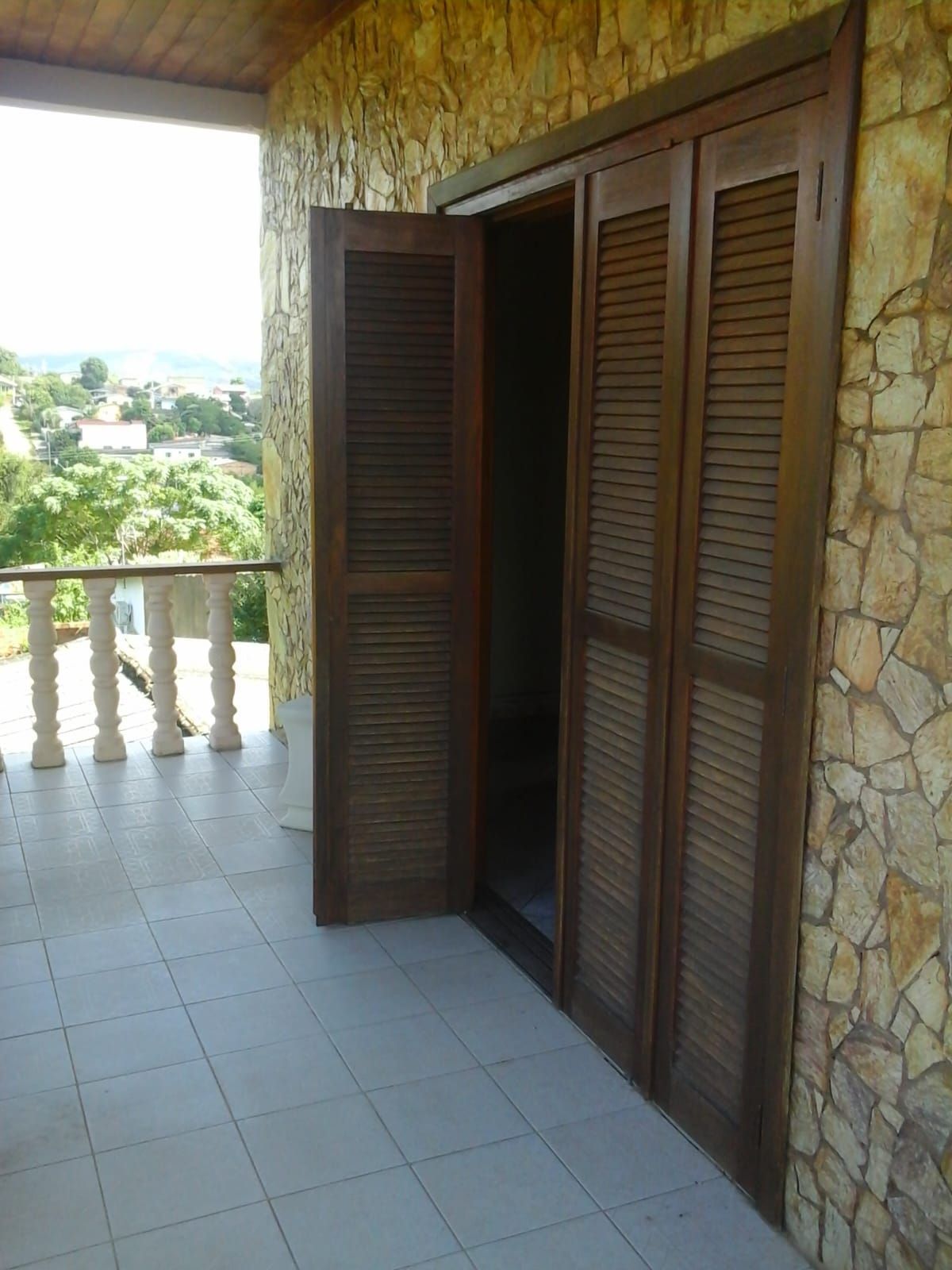Casa à venda com 3 quartos, 300m² - Foto 5