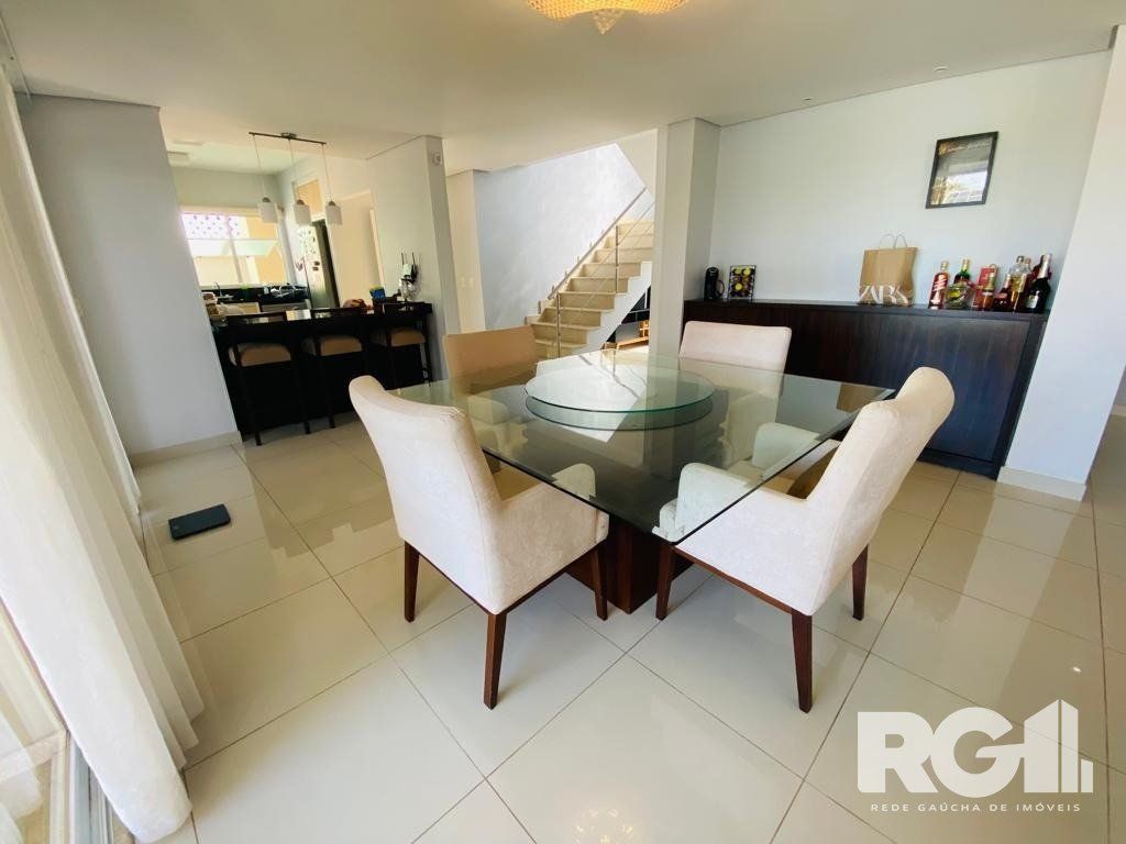 Casa à venda com 3 quartos, 308m² - Foto 7