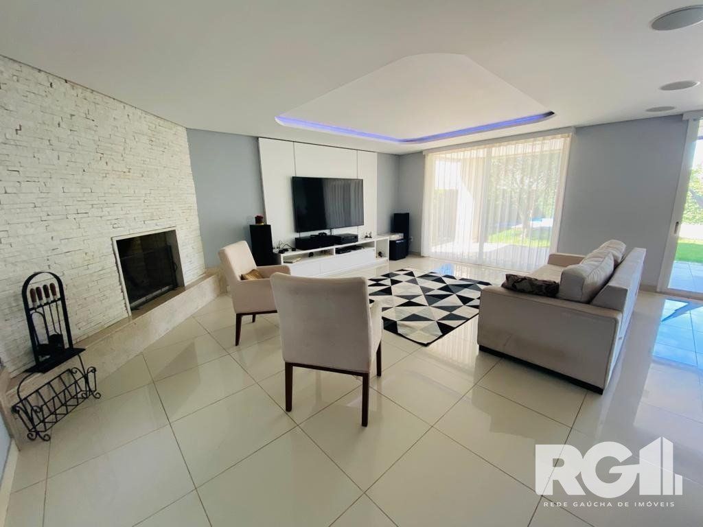 Casa à venda com 3 quartos, 308m² - Foto 8