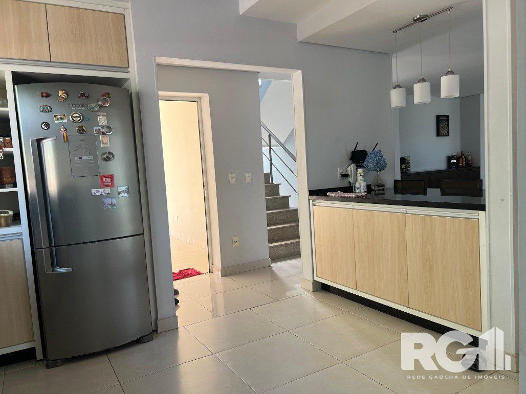 Casa à venda com 3 quartos, 308m² - Foto 9