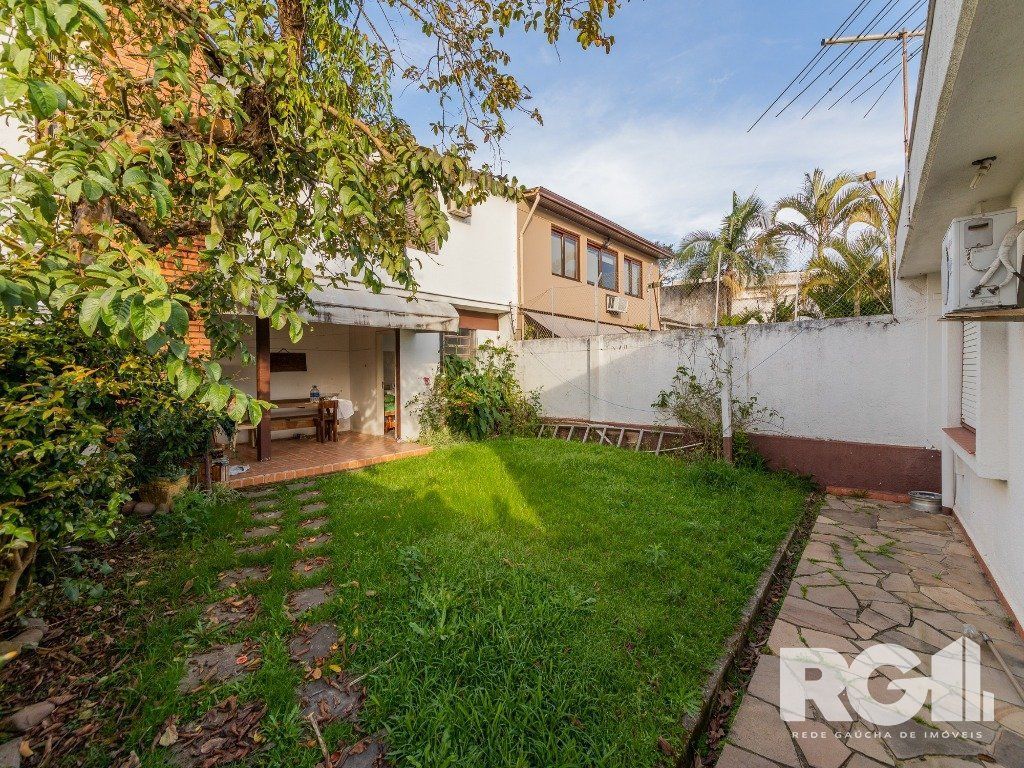 Casa à venda com 3 quartos, 280m² - Foto 9