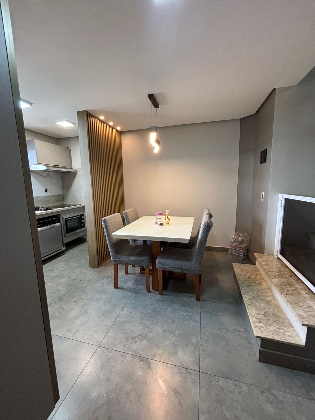 Casa à venda com 3 quartos, 133m² - Foto 4