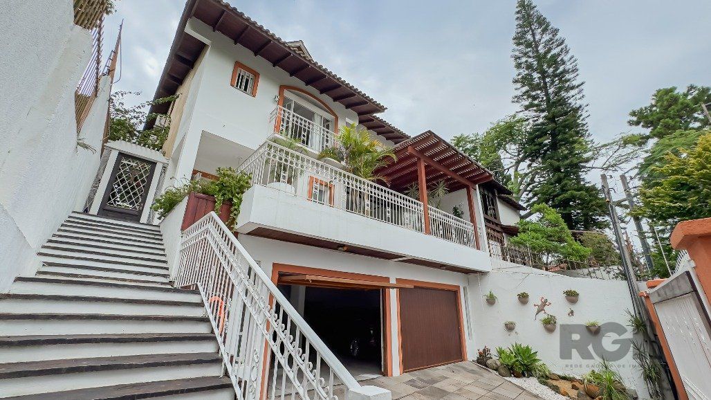Casa à venda com 4 quartos, 575m² - Foto 2