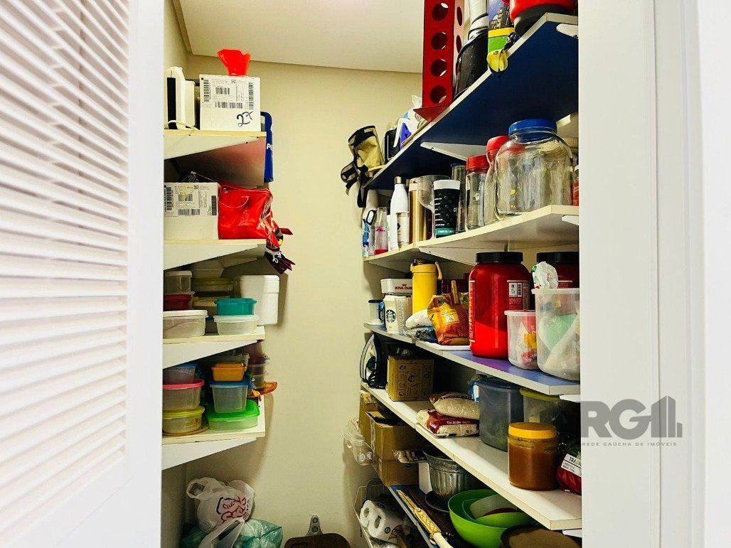 Casa de Condomínio à venda com 4 quartos, 350m² - Foto 25