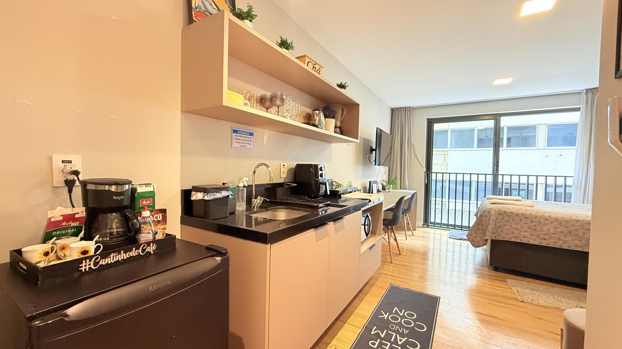 Apartamento à venda com 24m², 1 quarto no bairro Auxiliadora em Porto Alegre