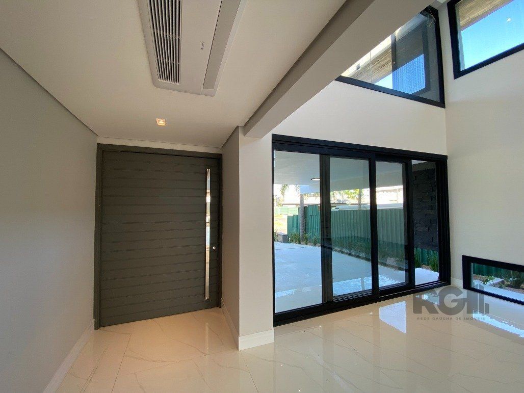 Casa de Condomínio à venda com 4 quartos, 457m² - Foto 2