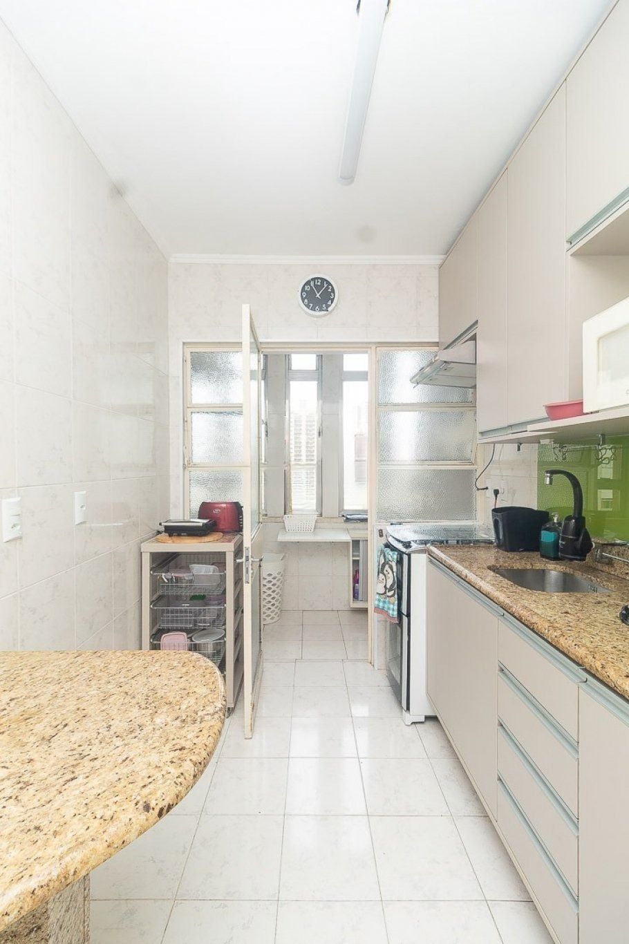 Apartamento à venda com 2 quartos, 76m² - Foto 6