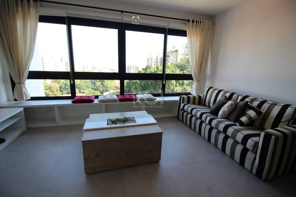 Apartamento à venda com 2 quartos, 82m² - Foto 1