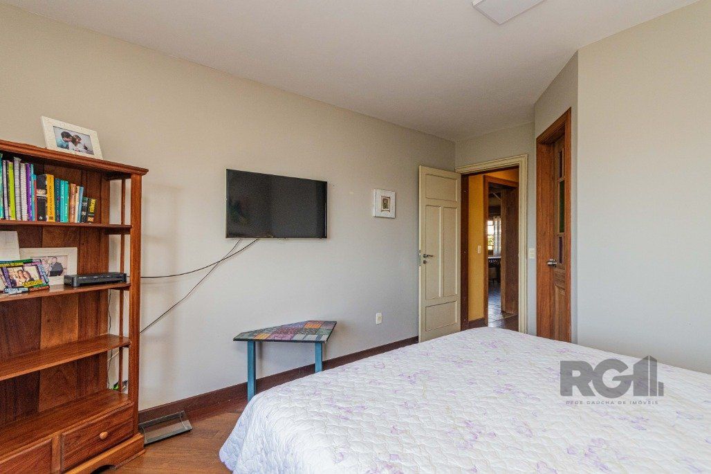 Casa de Condomínio à venda com 4 quartos, 340m² - Foto 47