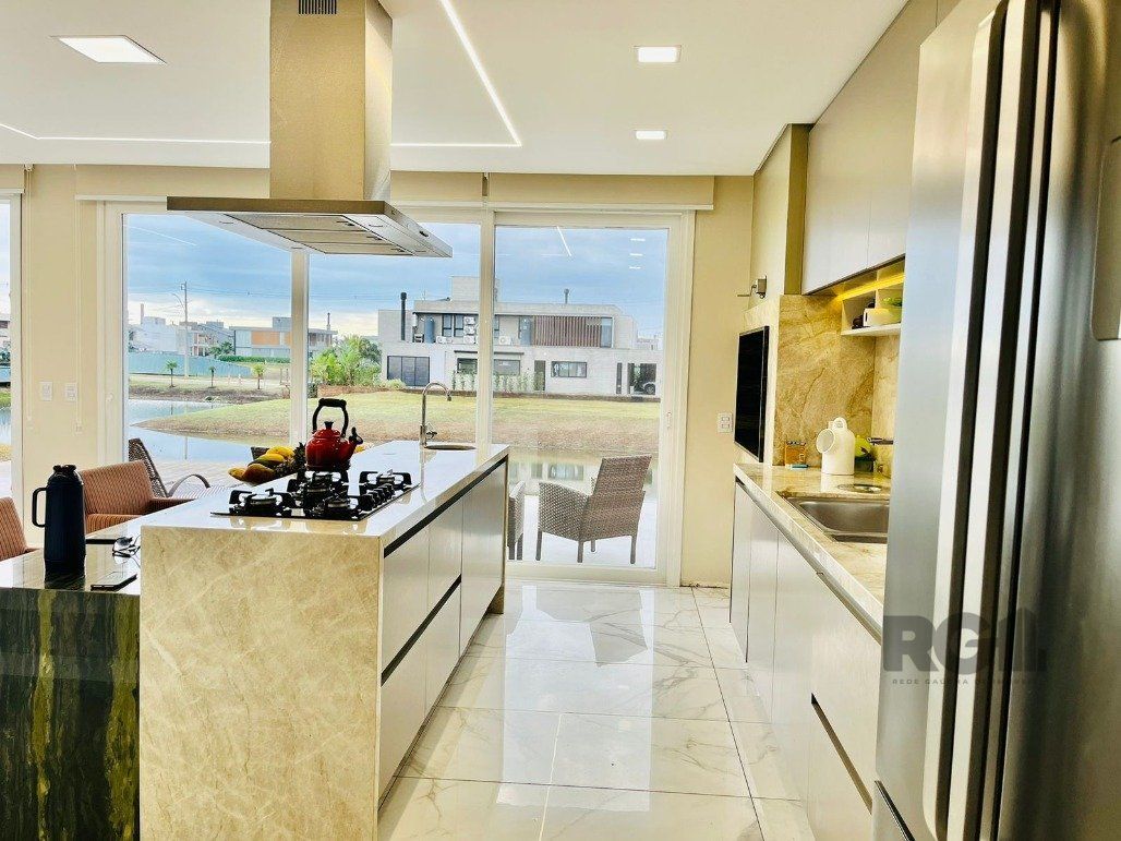 Casa de Condomínio à venda com 4 quartos, 351m² - Foto 24