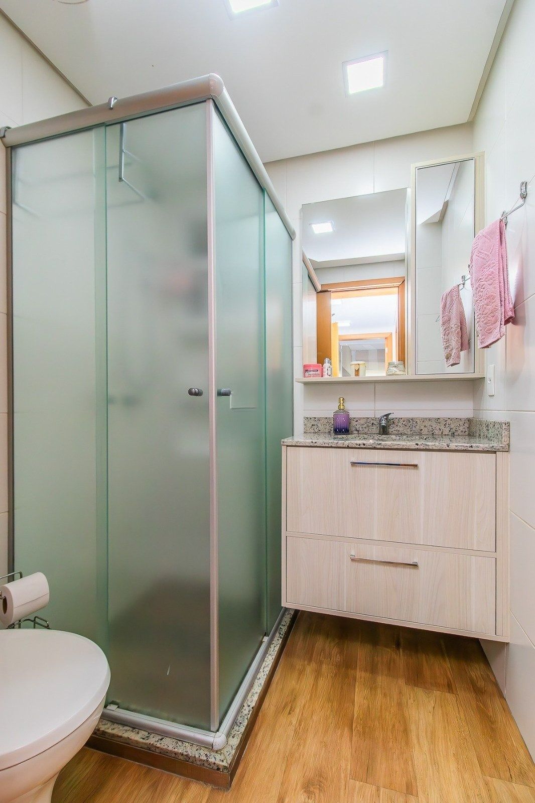Apartamento à venda com 3 quartos, 107m² - Foto 19