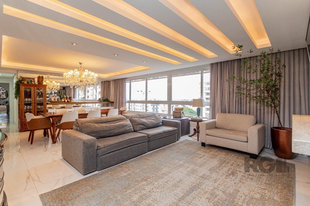 Apartamento à venda com 3 quartos, 209m² - Foto 5