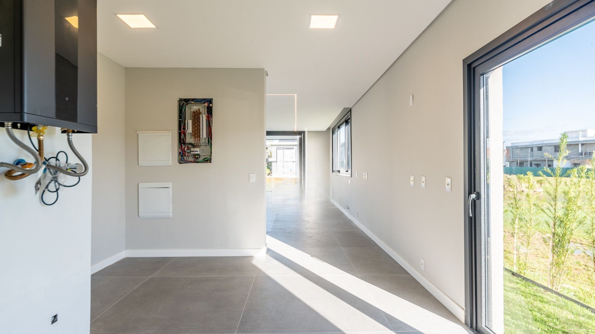 Casa de Condomínio à venda com 4 quartos, 403m² - Foto 4