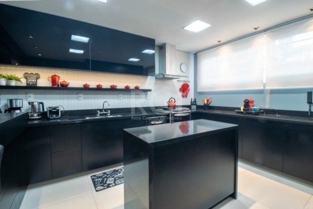 Casa à venda com 3 quartos, 248m² - Foto 11
