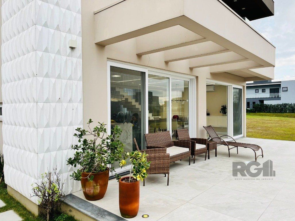 Casa de Condomínio à venda com 4 quartos, 351m² - Foto 13