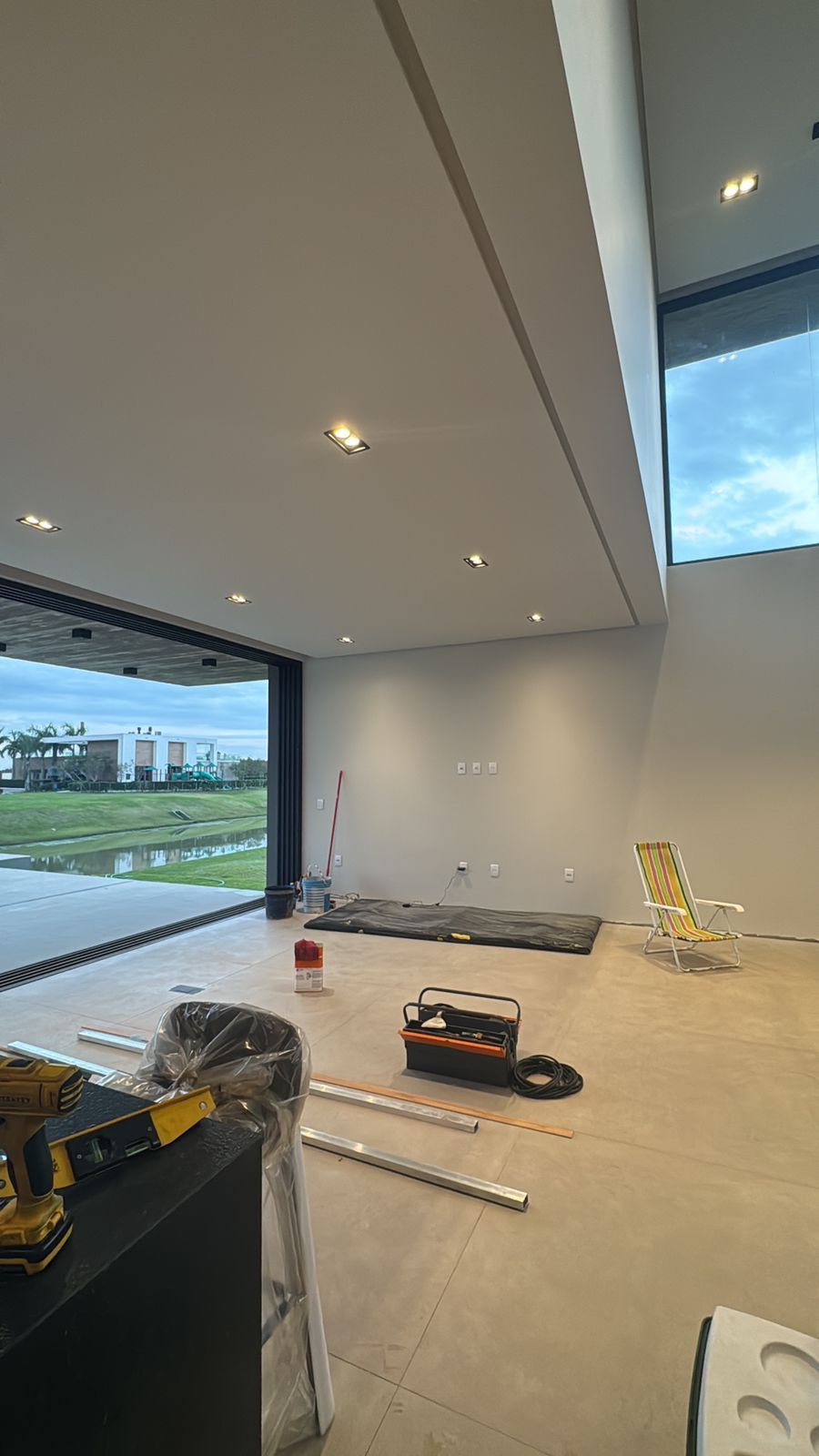 Casa de Condomínio à venda com 4 quartos, 307m² - Foto 10