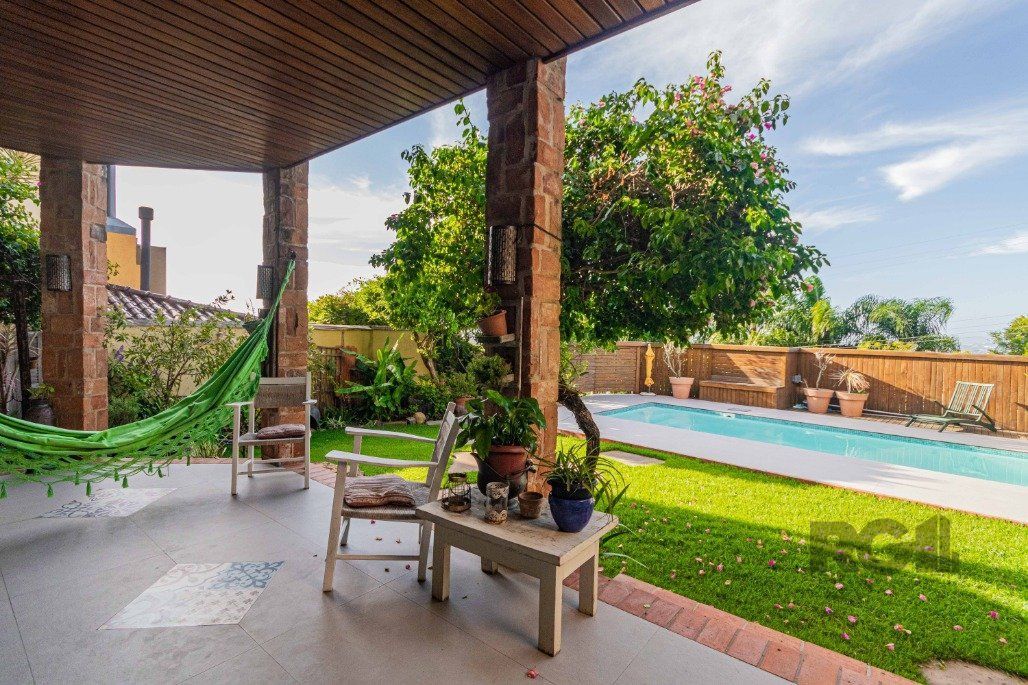 Casa de Condomínio à venda com 4 quartos, 340m² - Foto 23