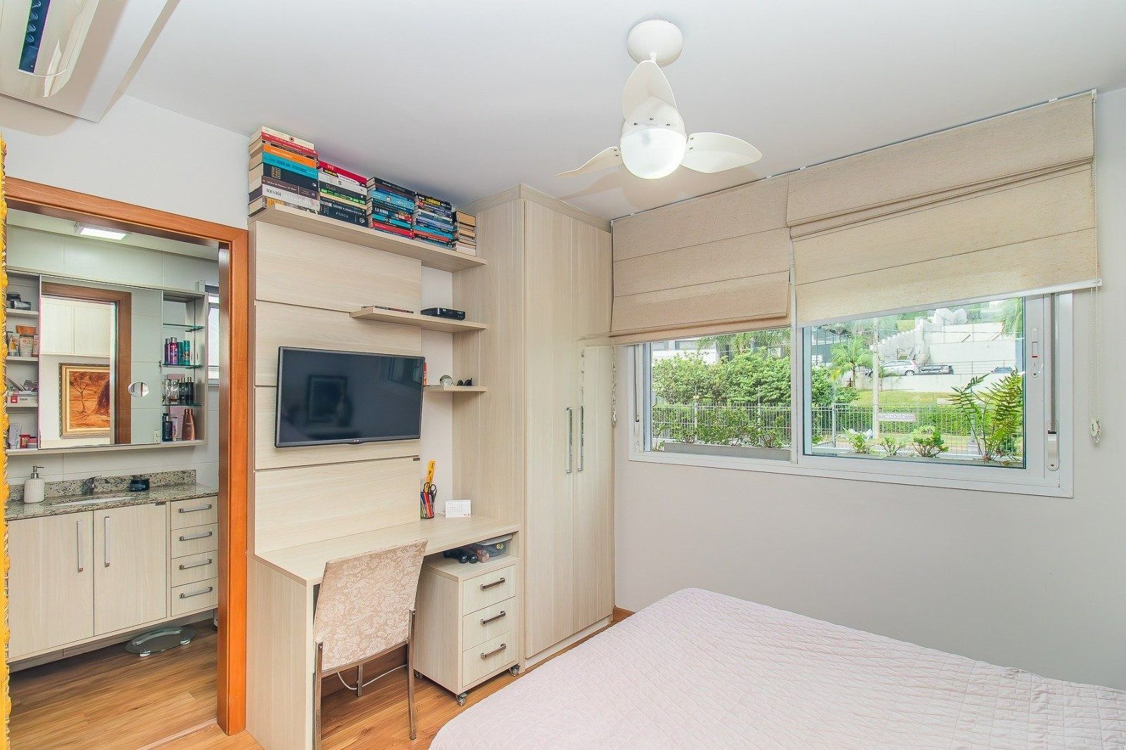 Apartamento à venda com 3 quartos, 107m² - Foto 17