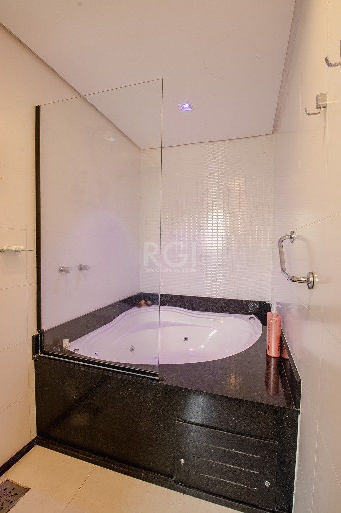 Casa à venda com 3 quartos, 248m² - Foto 23