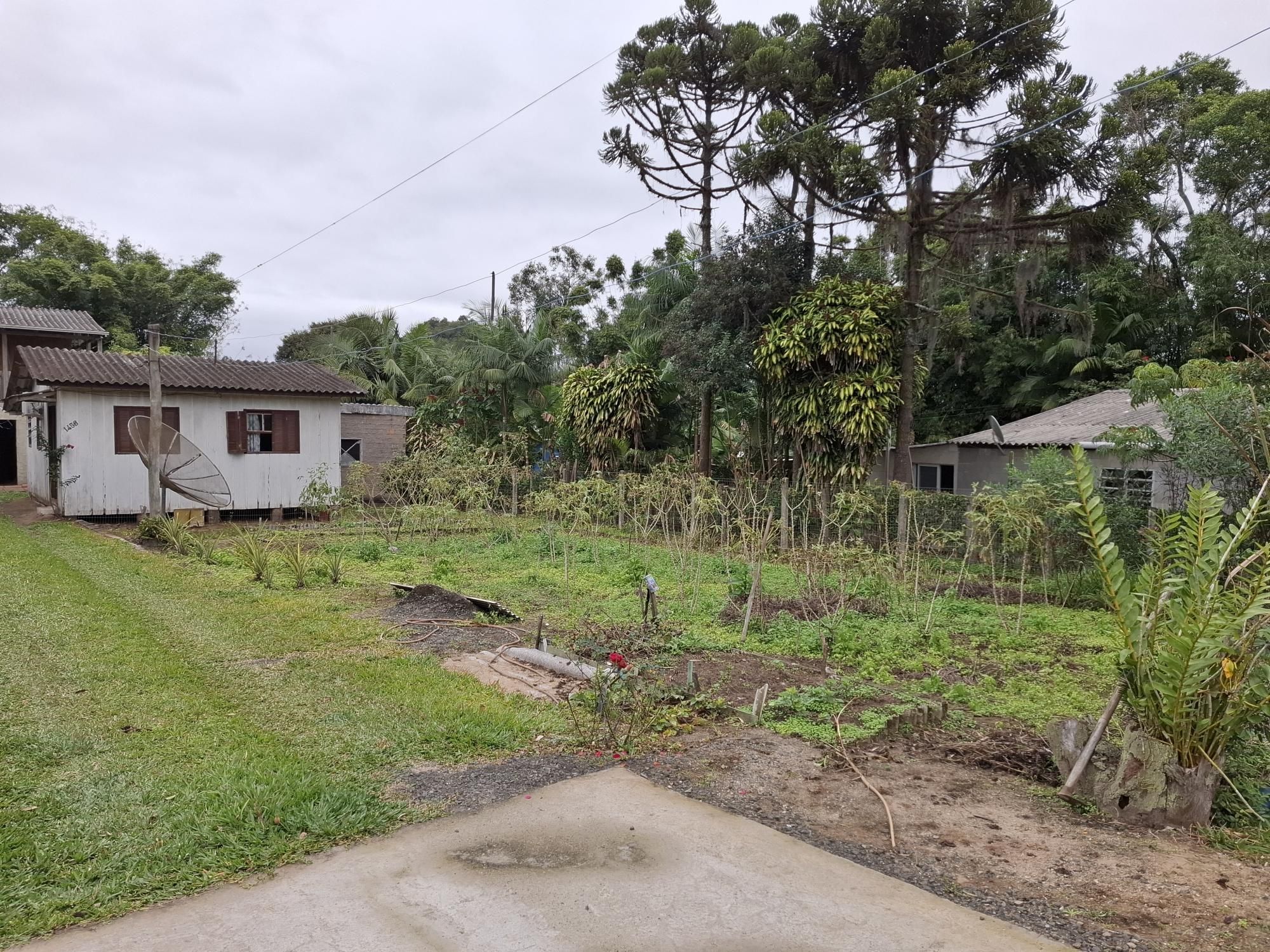TERRENO 1123 M2 COM CASA NA VILA SÃO JOÃO EM TORRES RS