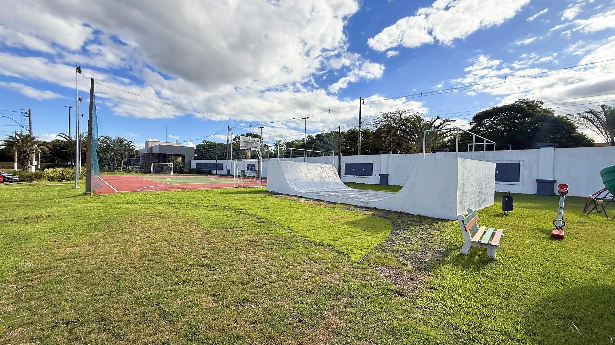 Casa à venda com 4 quartos, 344m² - Foto 48
