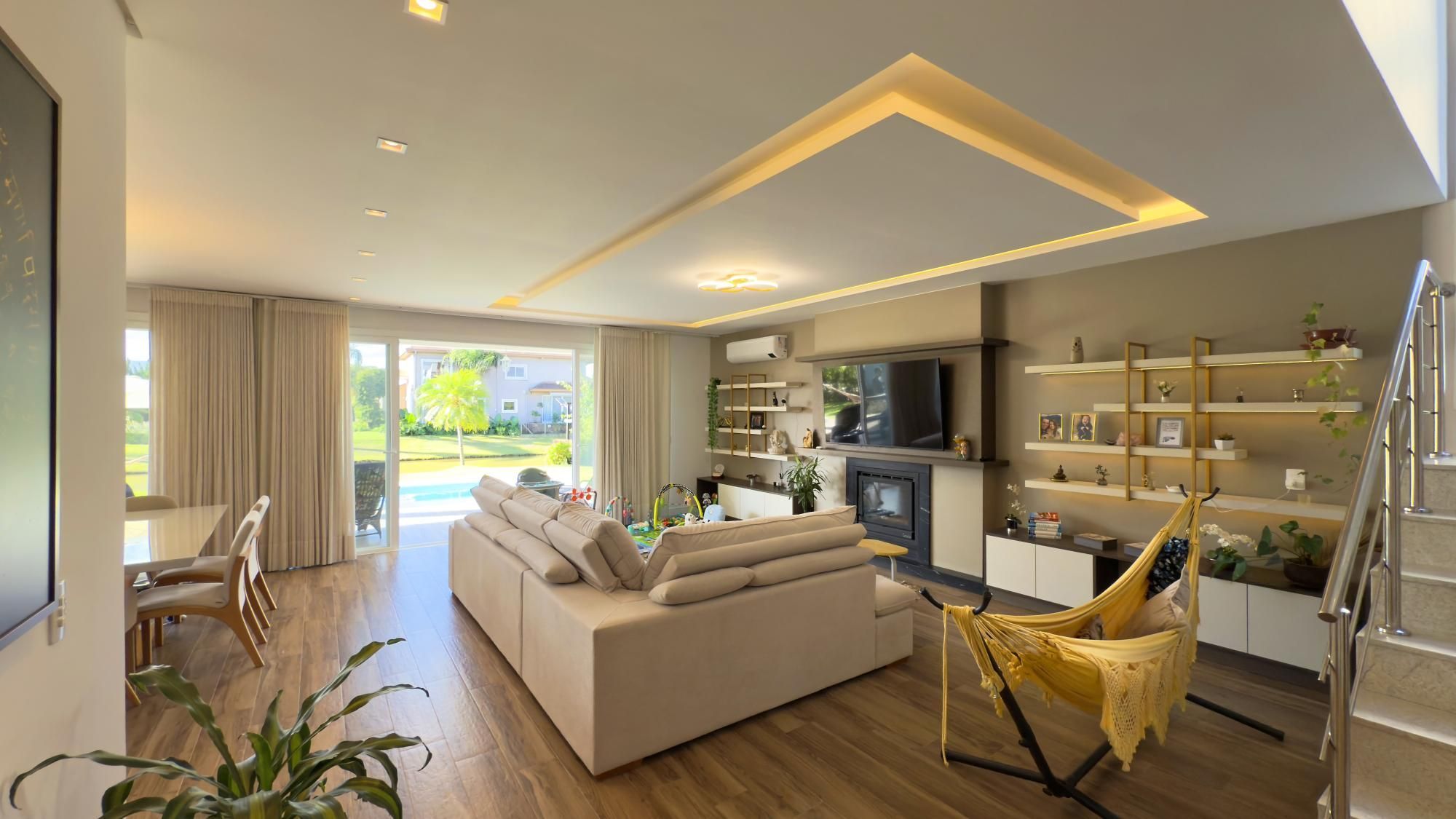 Casa à venda com 4 quartos, 344m² - Foto 4