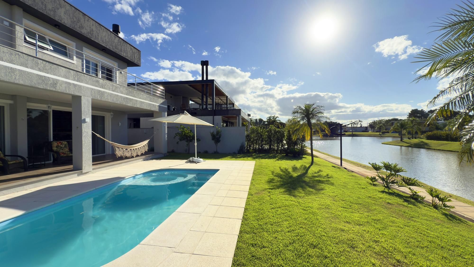 Casa à venda com 4 quartos, 344m² - Foto 17