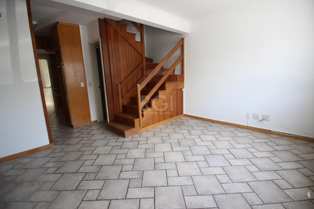 Casa à venda com 2 quartos, 79m² - Foto 11