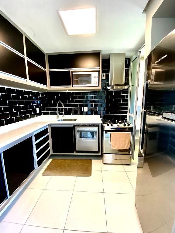 Apartamento à venda com 1 quarto, 60m² - Foto 17