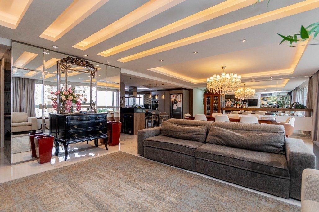 Apartamento à venda com 3 quartos, 209m² - Foto 6
