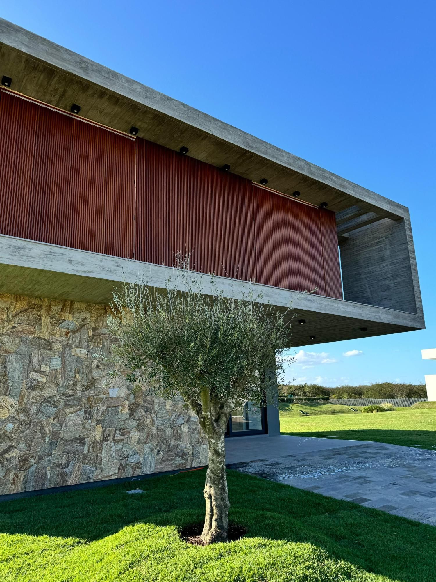 Casa de Condomínio à venda com 4 quartos, 307m² - Foto 4