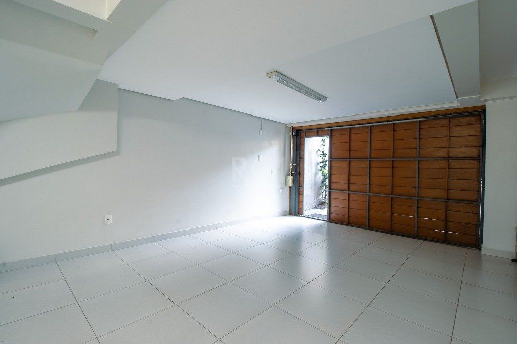 Casa à venda com 3 quartos, 248m² - Foto 29