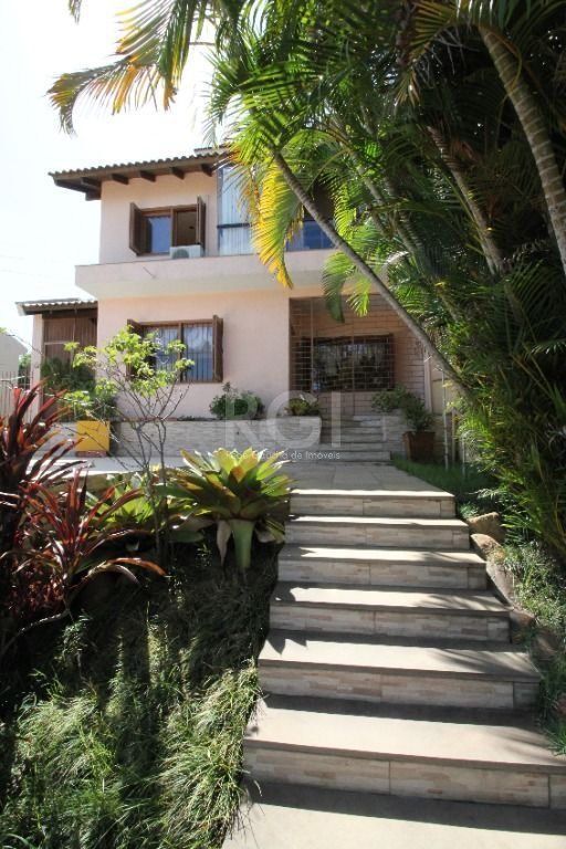 Casa à venda com 4 quartos, 350m² - Foto 2