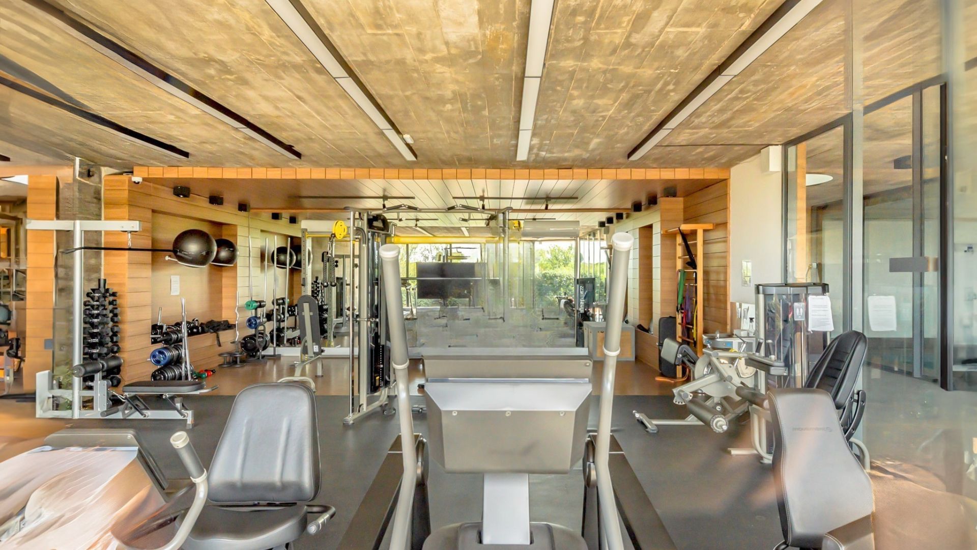 Casa de Condomínio à venda com 4 quartos, 403m² - Foto 33
