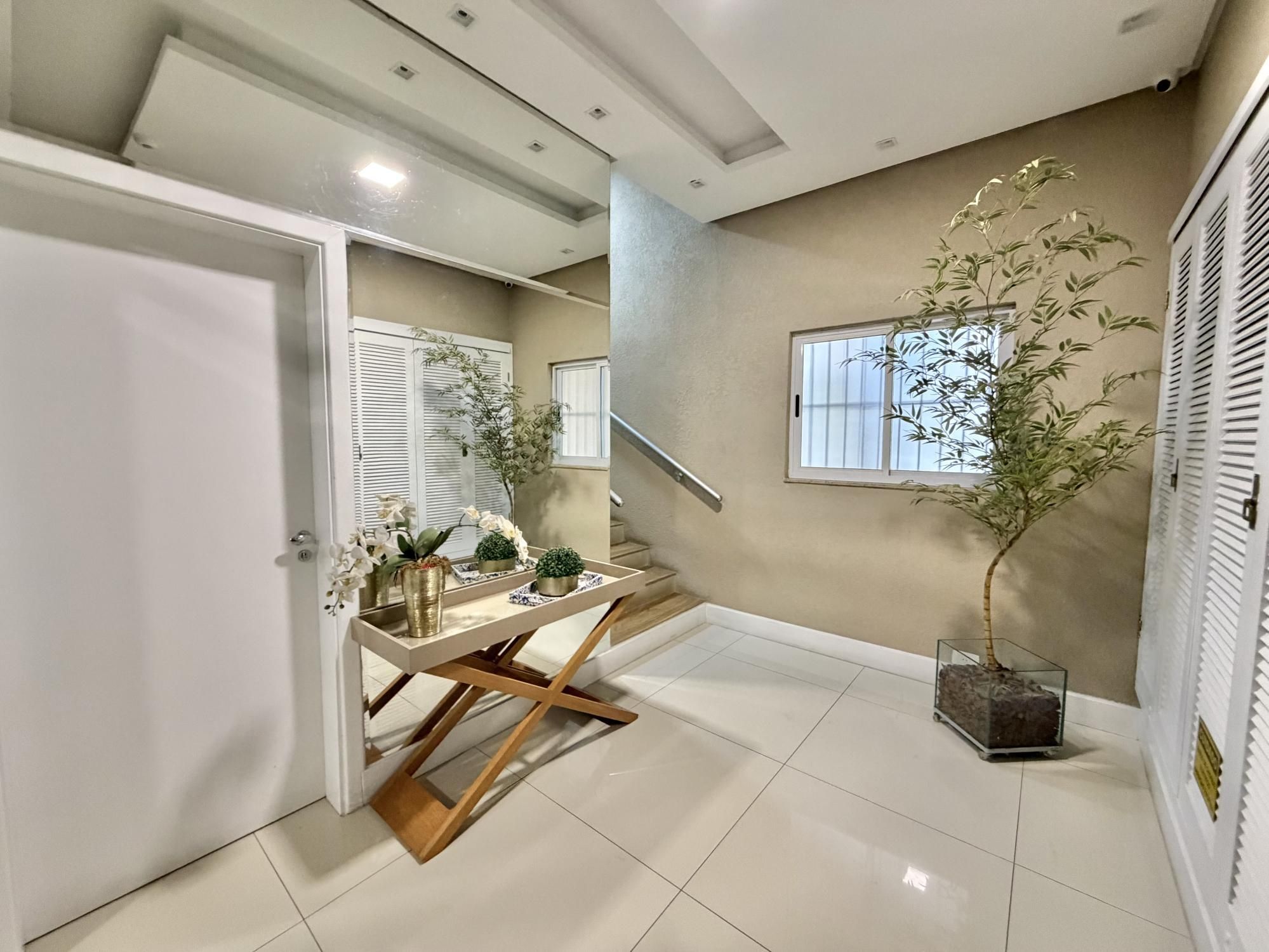 Excelente apartamento para comprar com 2 dormitórios no Bairro Mont' Serrat