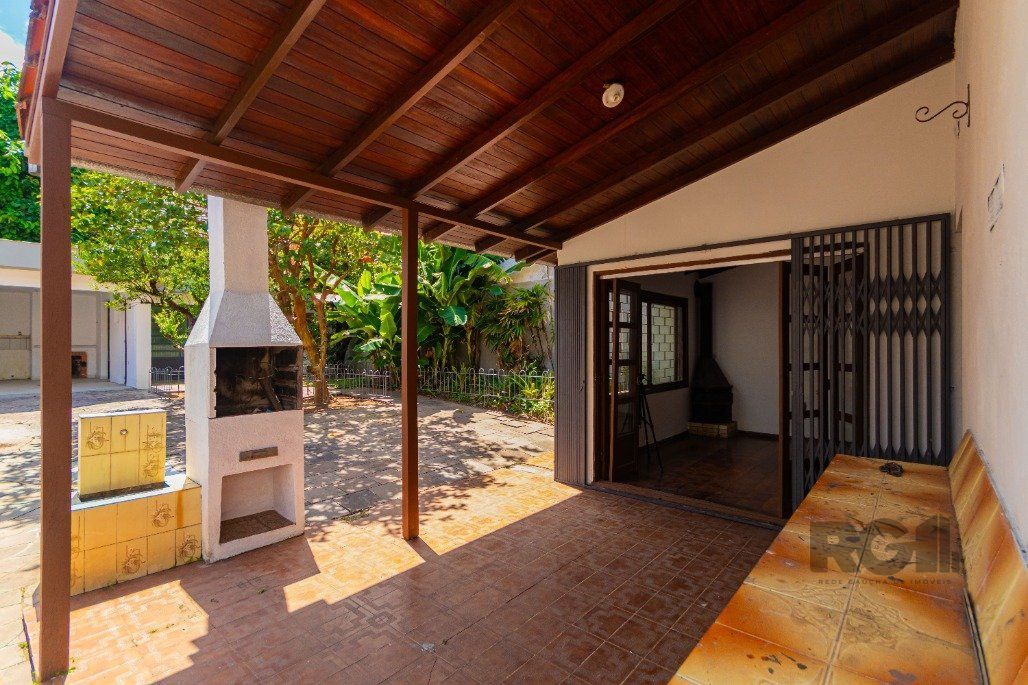Casa à venda com 4 quartos, 264m² - Foto 31