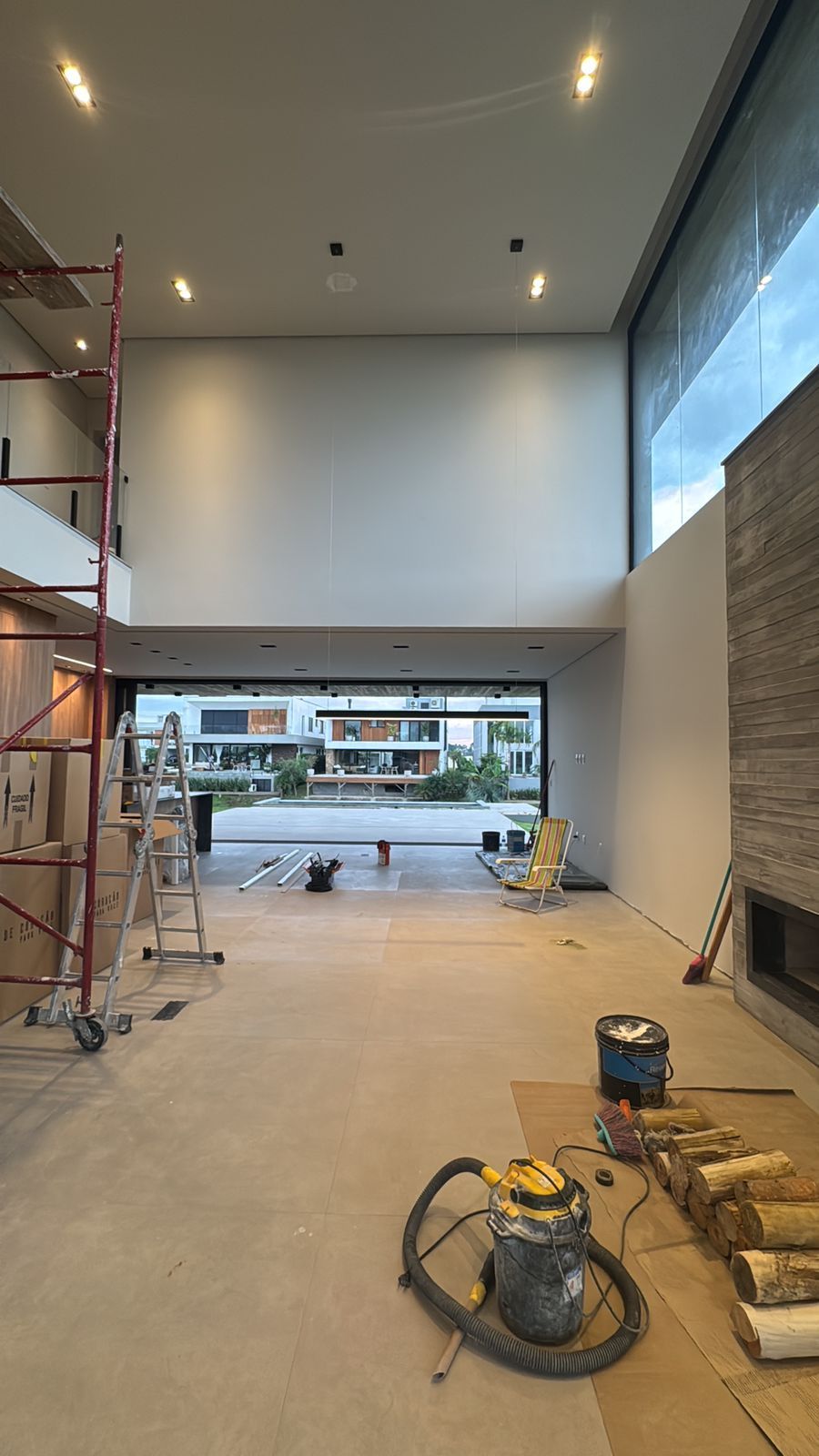 Casa de Condomínio à venda com 4 quartos, 307m² - Foto 11