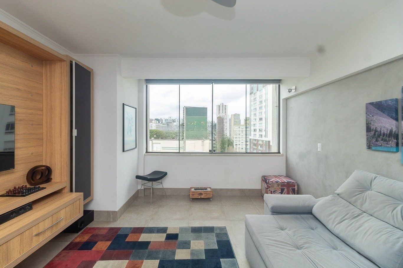 Apartamento à venda com 2 quartos, 76m² - Foto 2
