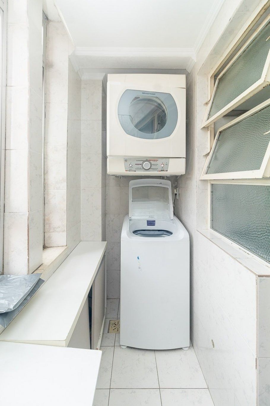 Apartamento à venda com 2 quartos, 76m² - Foto 9