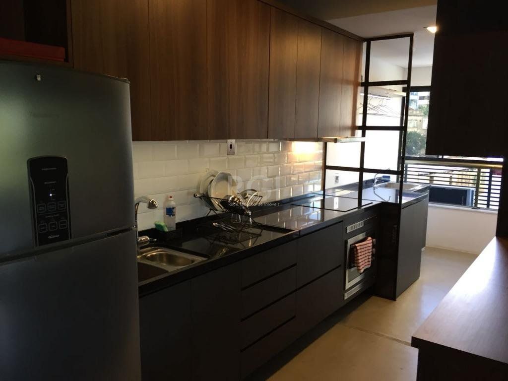 Apartamento à venda com 68m², 1 quarto, 1 suíte, 2 vagas no bairro Petrópolis em Porto Alegre