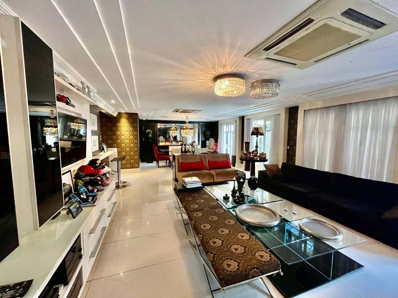 Casa de Condomínio à venda com 4 quartos, 446m² - Foto 3