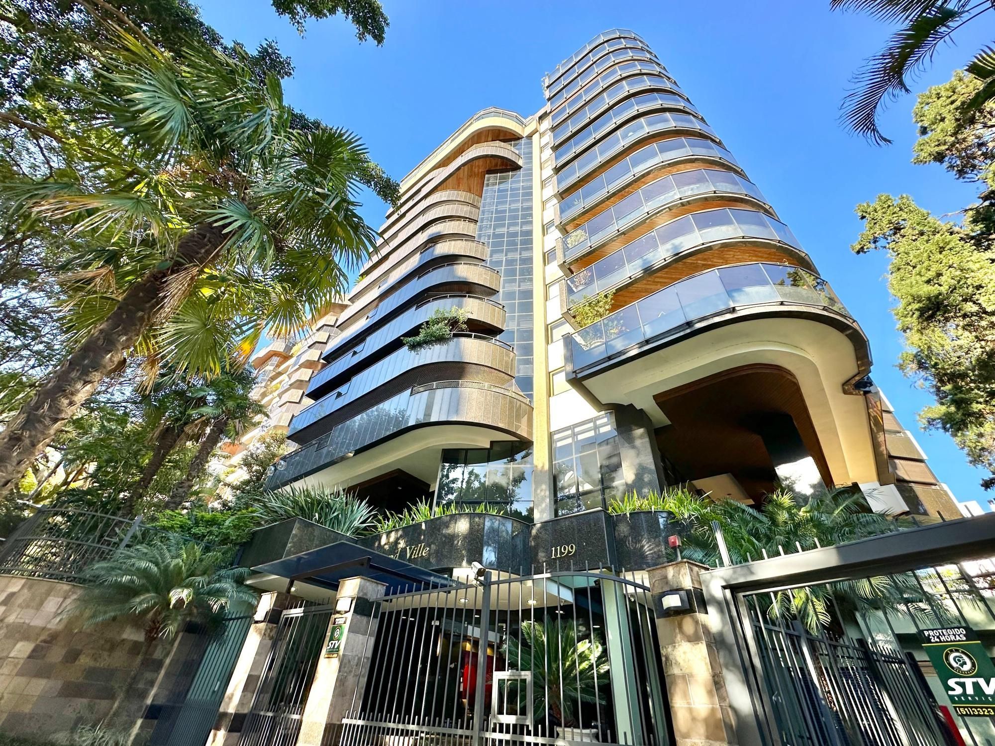 Apartamento à venda com 231m², 3 quartos, 1 suíte, 3 vagas no bairro Petrópolis em Porto Alegre