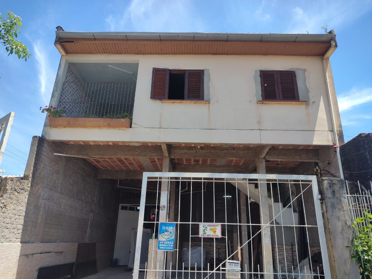 Vende Casa Comercial com deposito nos fundos, 289,80m²