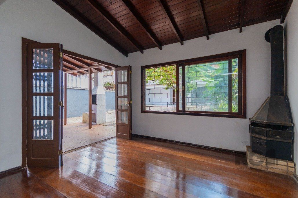 Casa à venda com 4 quartos, 264m² - Foto 10