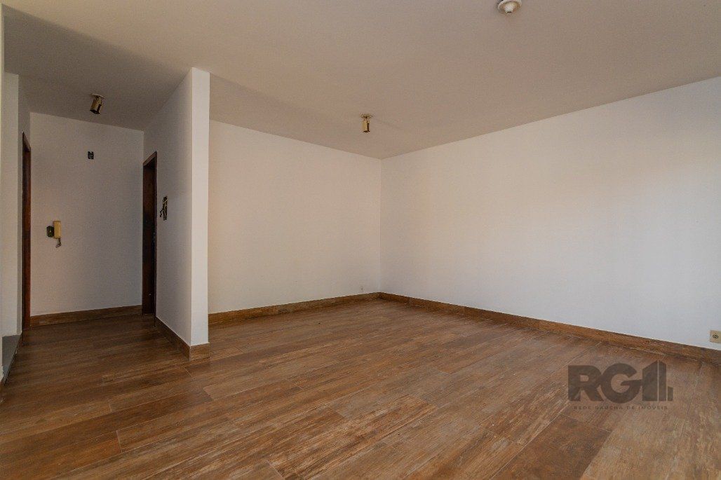 Casa à venda com 4 quartos, 264m² - Foto 4